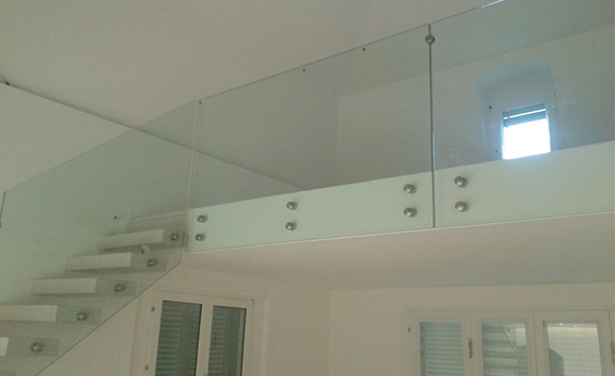 parapetti scale in vetro bisceglie
