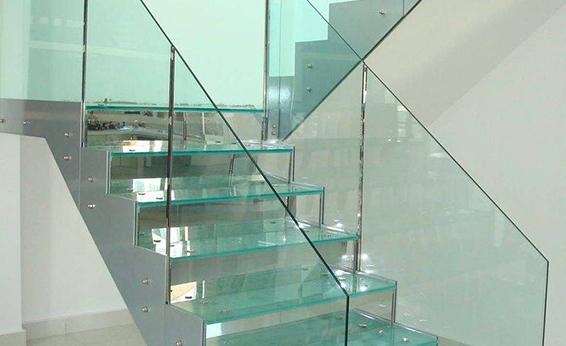 scale di vetro manfredonia